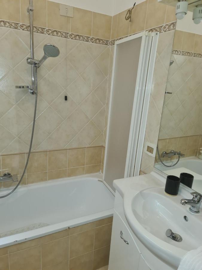 مبيت وإفطار روما Nicoleta المظهر الخارجي الصورة